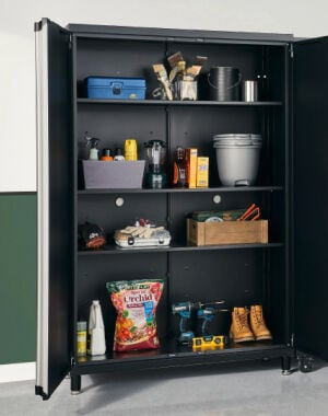 How To Organize Your Gardening Tools and Supplies